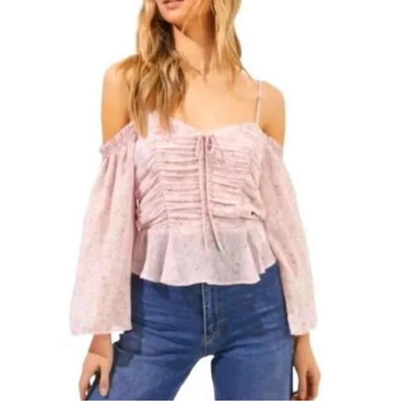 Astr Tops - ASTR the Label Dusty Pink Floral Off the Shoulder Ruched Peplum Blouse Top SZ M